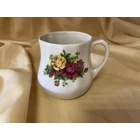 Kép 1/4 - Porcelán hasas bögre  
